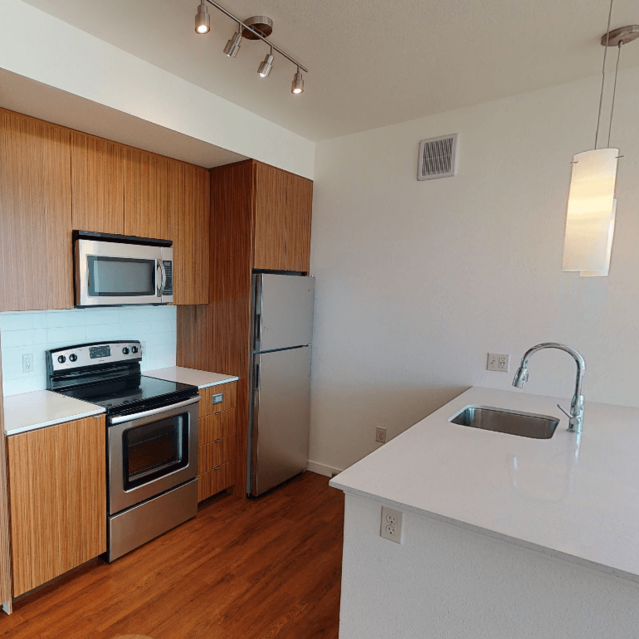 Virtual Tour of C6 Floorplan